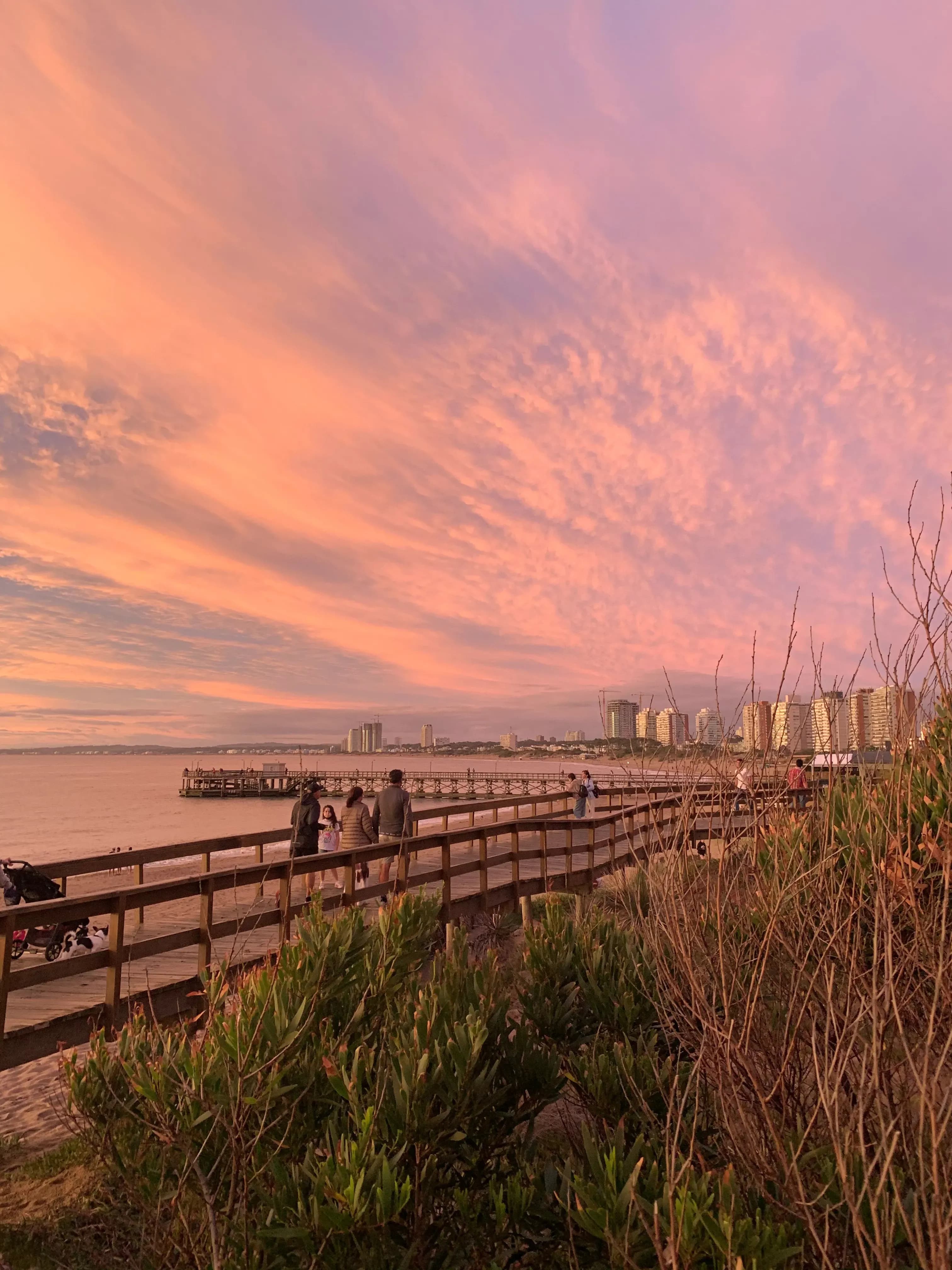 Atardecer en Playa Mansa Punta del Este